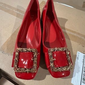 women’s shoe - new- size 7